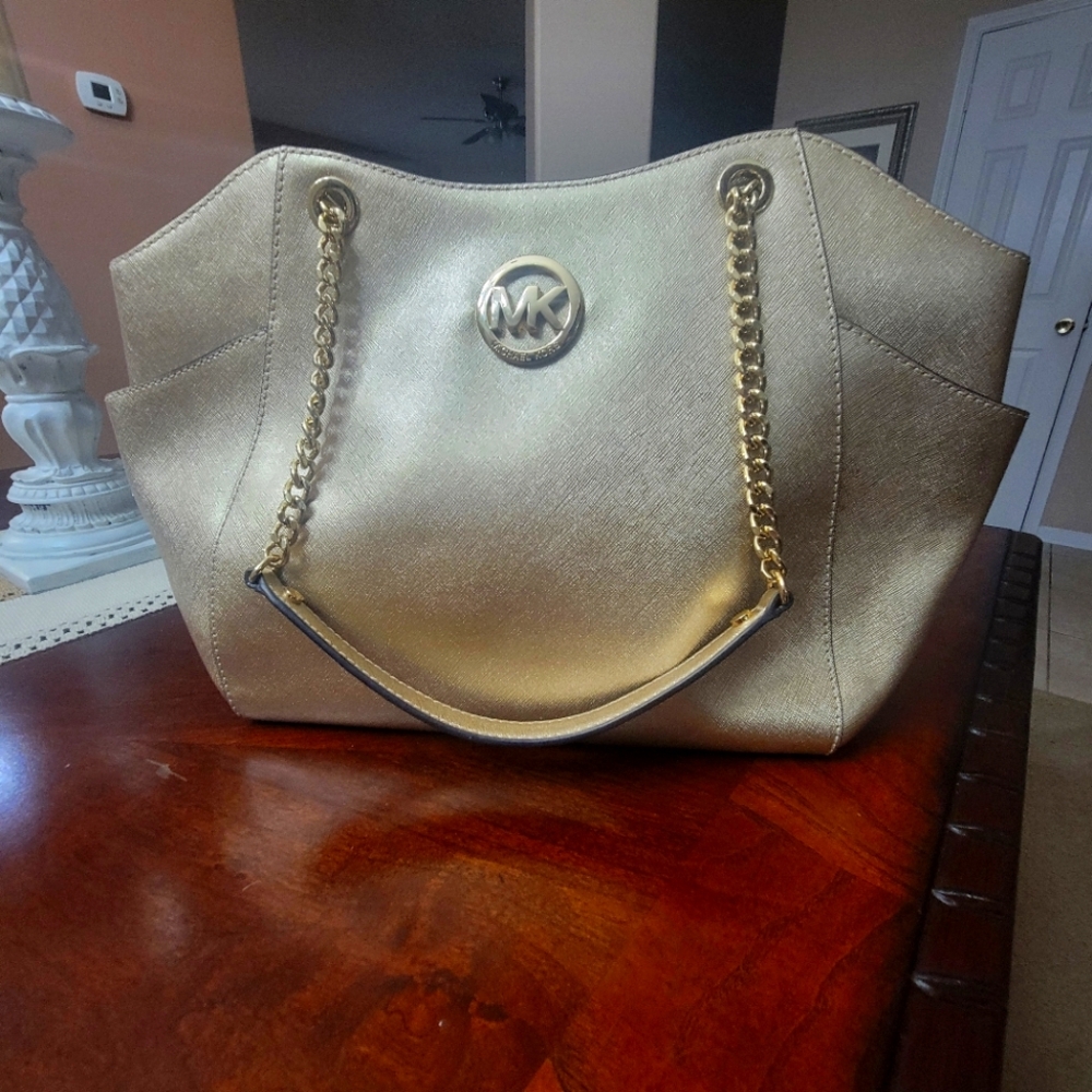 Michael Kors handbag